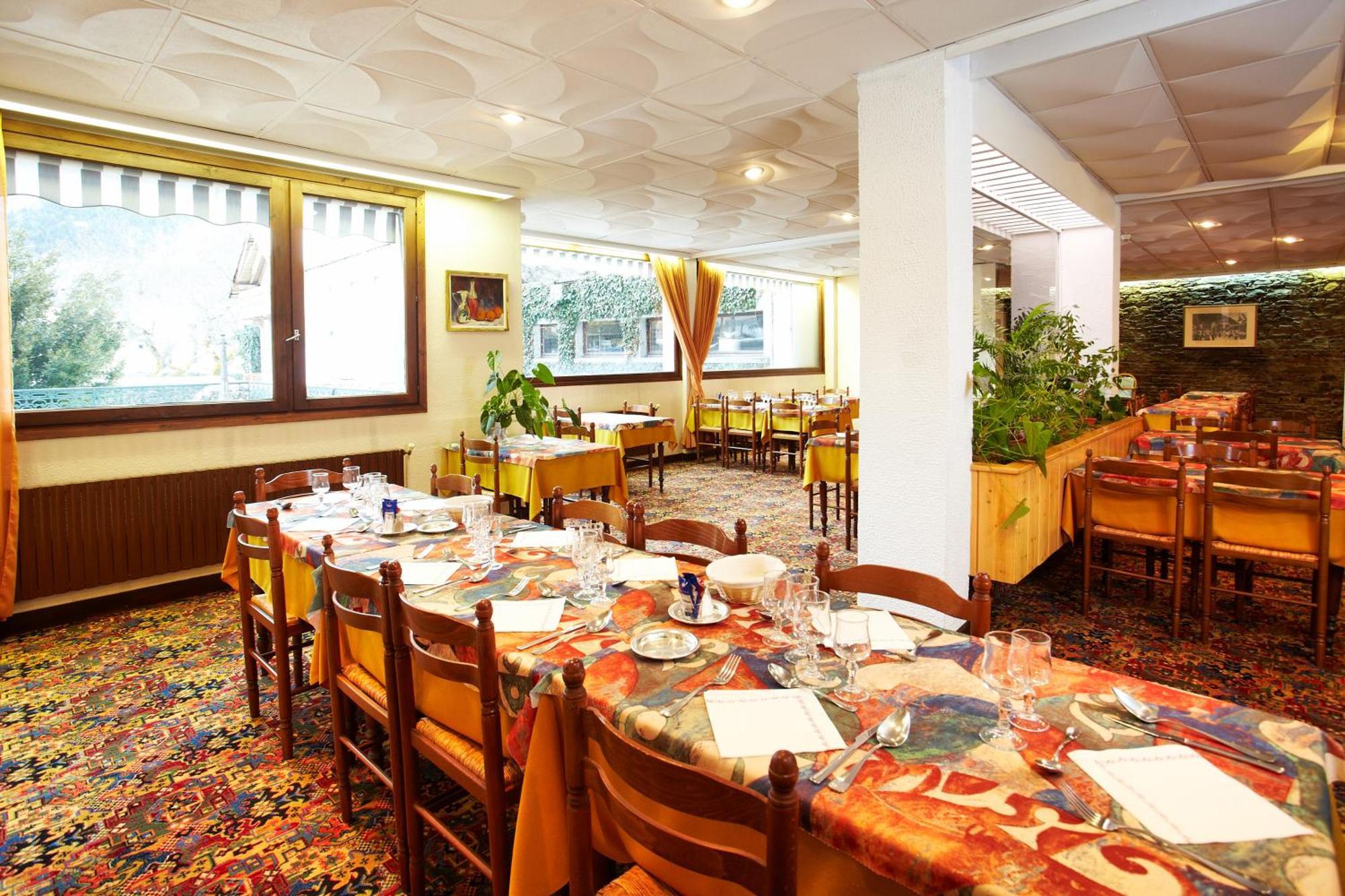 Hotel De Paris Bagneres-de-Luchon Экстерьер фото