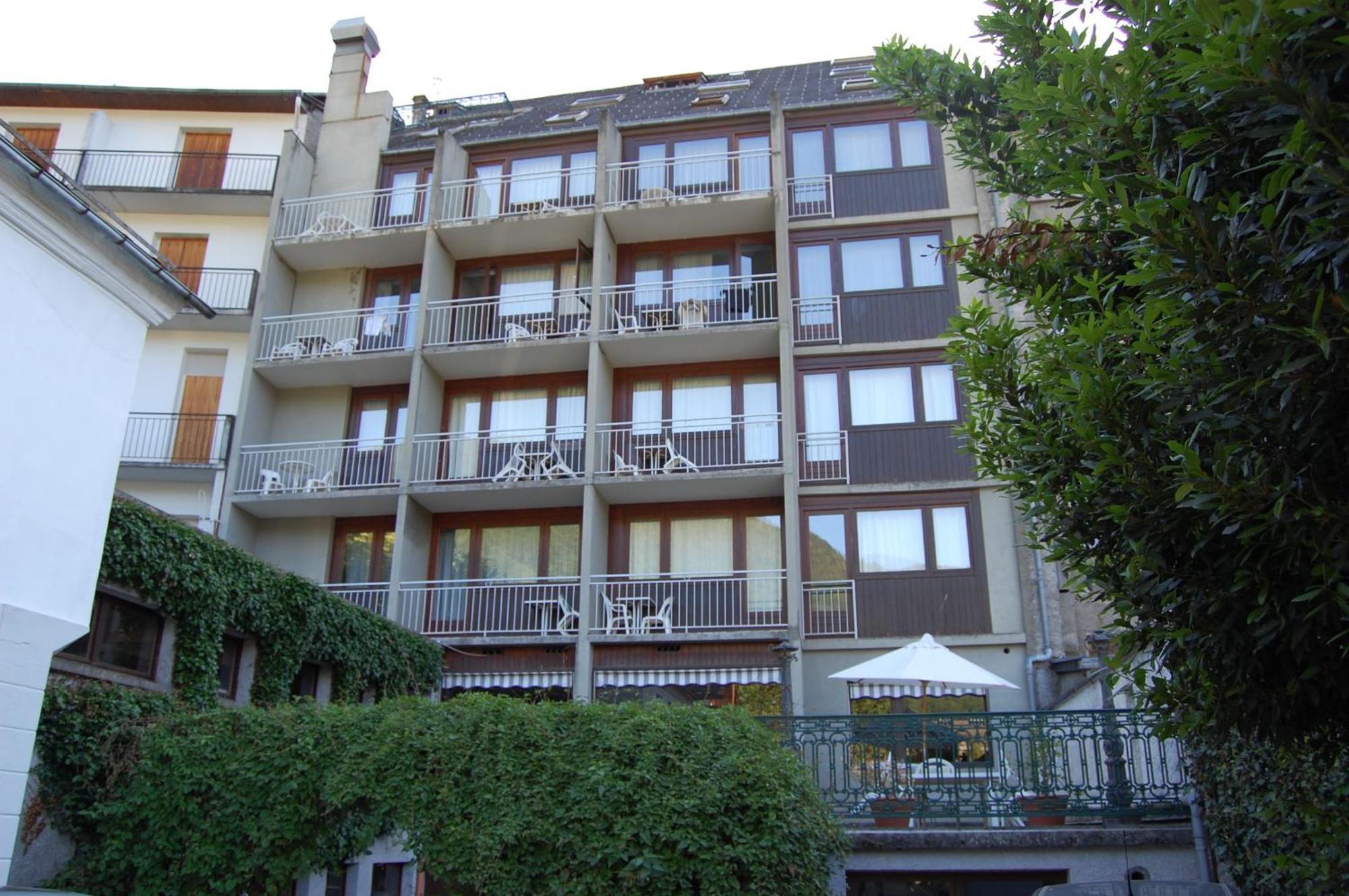 Hotel De Paris Bagneres-de-Luchon Номер фото